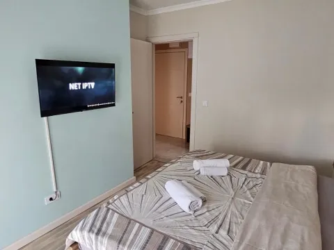 Rent, one bedroom apartment, 55m², Centar, Tivat - image 13