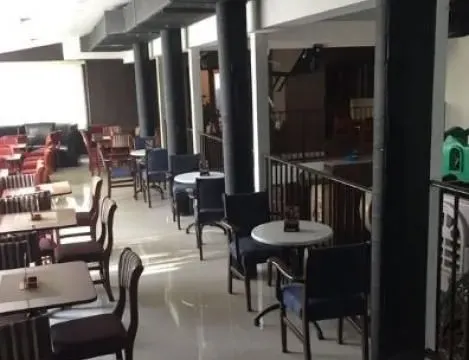 Izdavanje, poslovni prostor, 1200m², Čukarica, Beograd - image 2