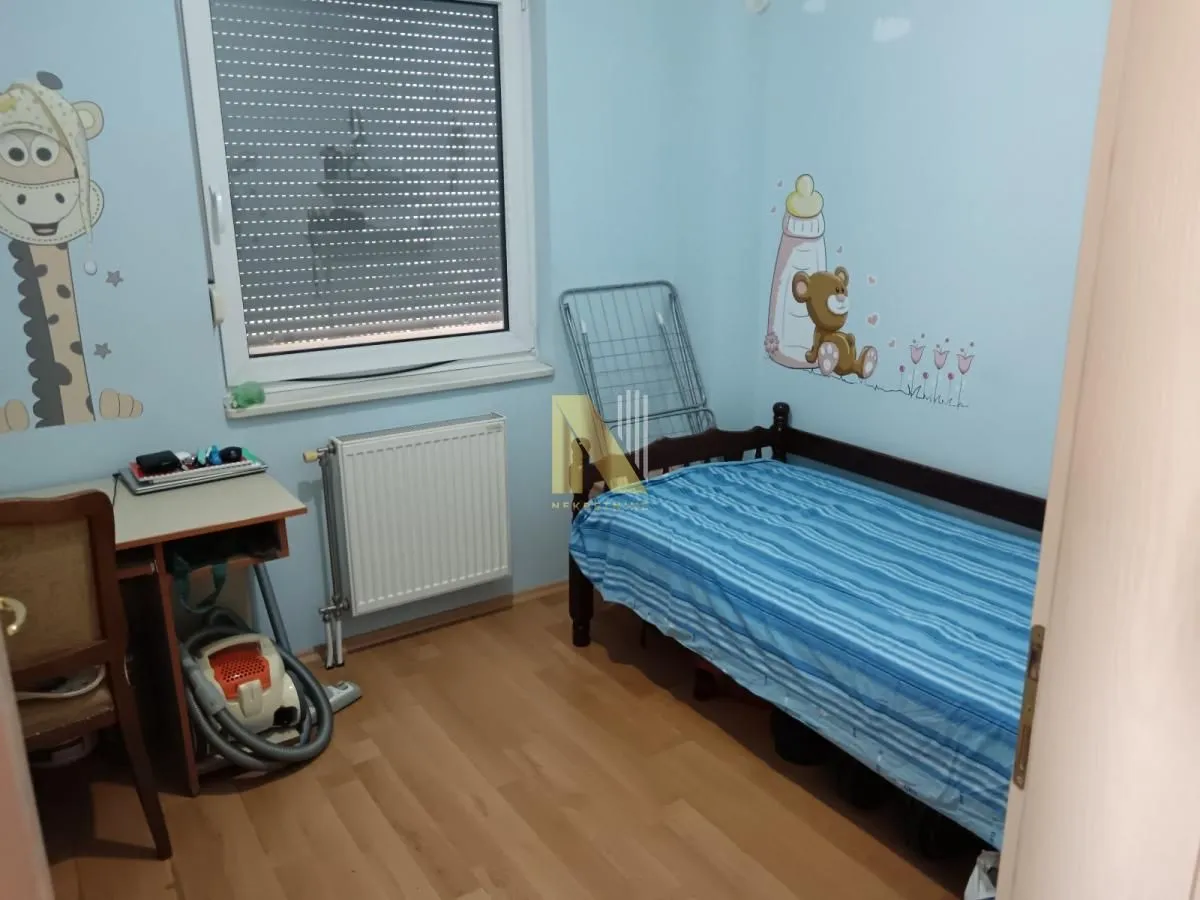Izdavanje, trosoban stan, 58m², Bulevar Oslobodjenja, Novi Sad Sve Podlokacije