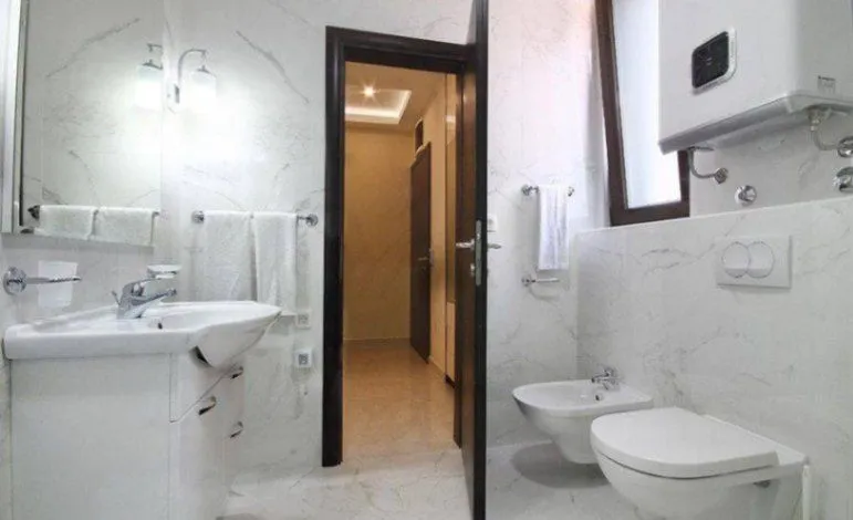 Rent, two bedroom apartment, 85m², Bečići, Budva