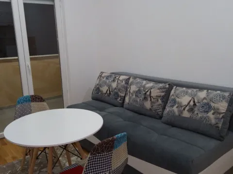 Izdavanje, stan, 27m², Tuški Put, Podgorica