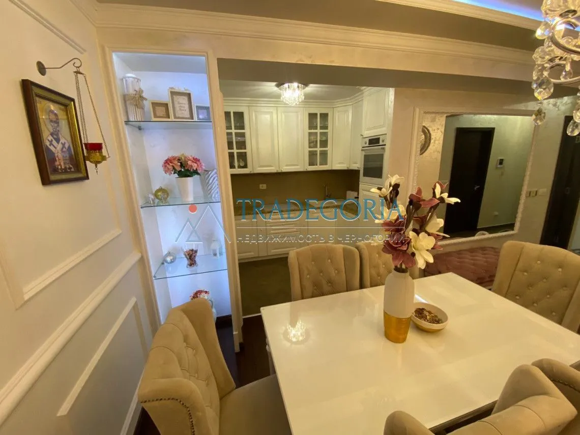 Prodaja, dvosoban stan, 73m², Bar, Crna Gora