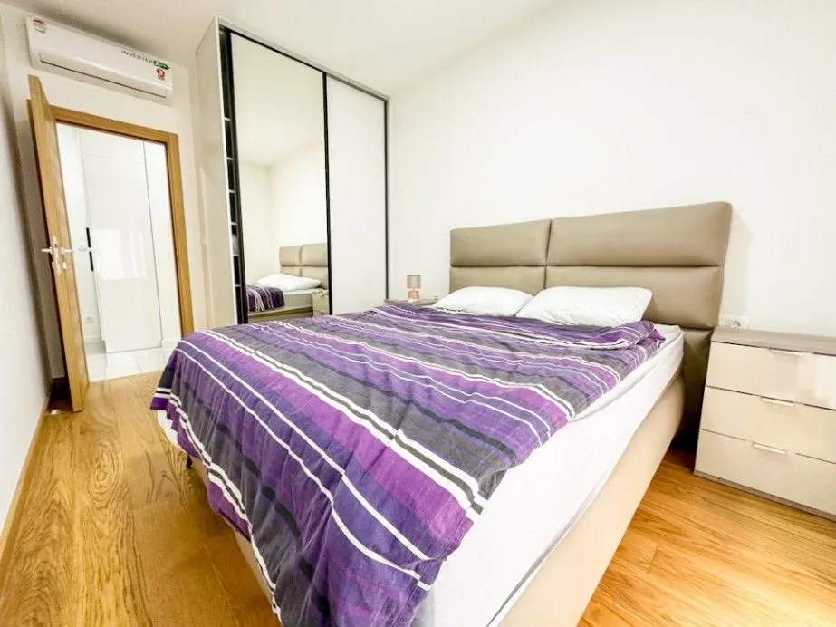 Rent, two bedroom apartment, 72m², City Kvart, Podgorica