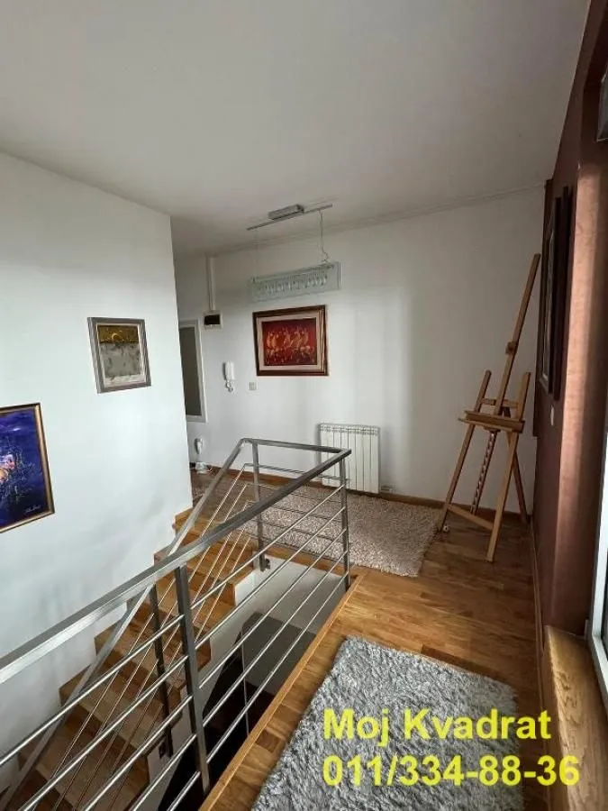 Sale, apartment, 270m², Skojevsko Naselje, Beograd