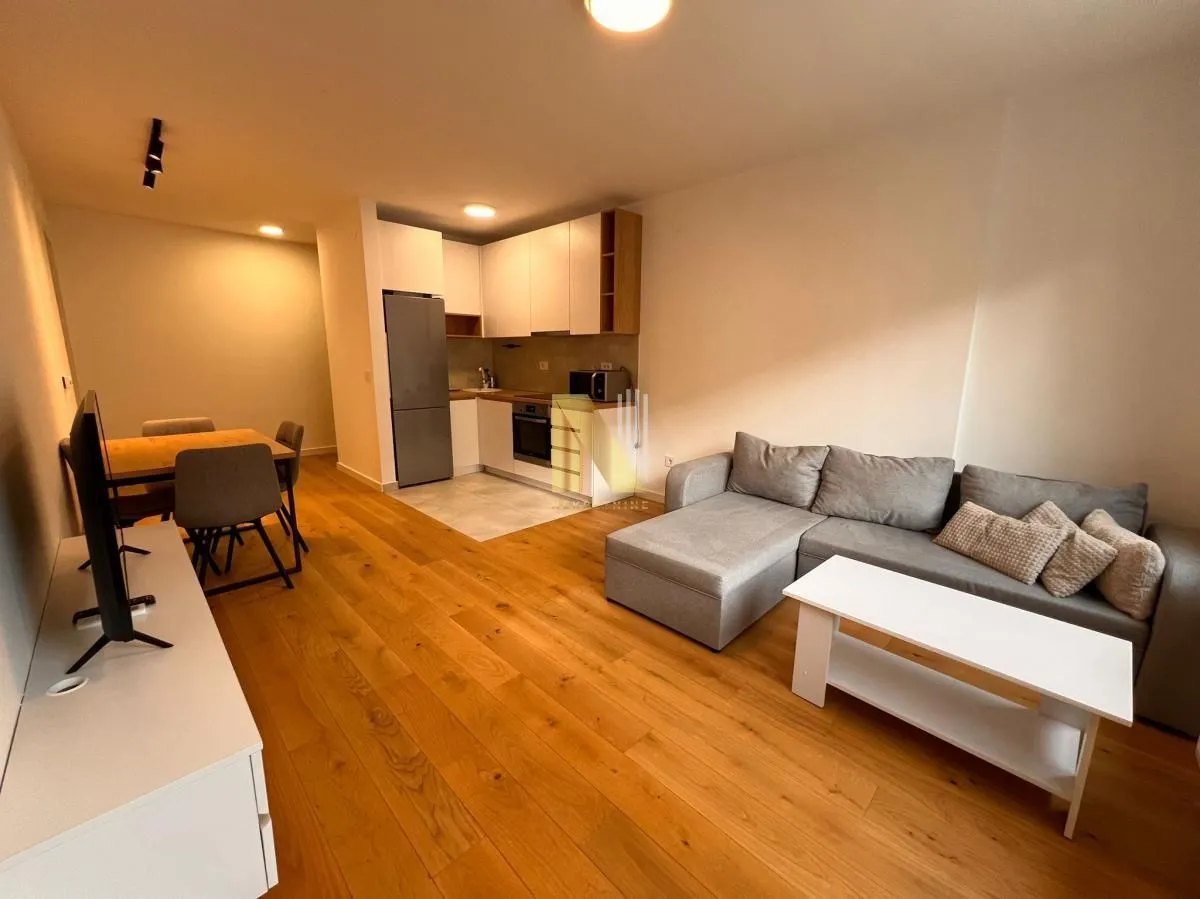 Prodaja, trosoban stan, 63m², Rotkvarija, Novi Sad Sve Podlokacije