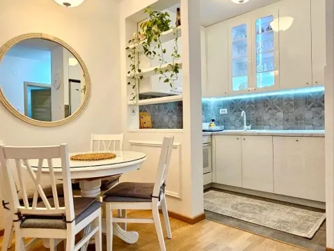 Izdavanje, jednosoban stan, 45m², Pobrežje, Podgorica - image 6