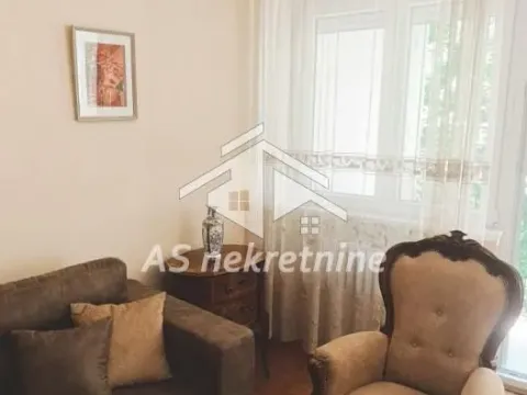 Rent, two bedroom apartment, 48m², Kalenić Pijaca, Vračar Sve Podlokacije - image 4