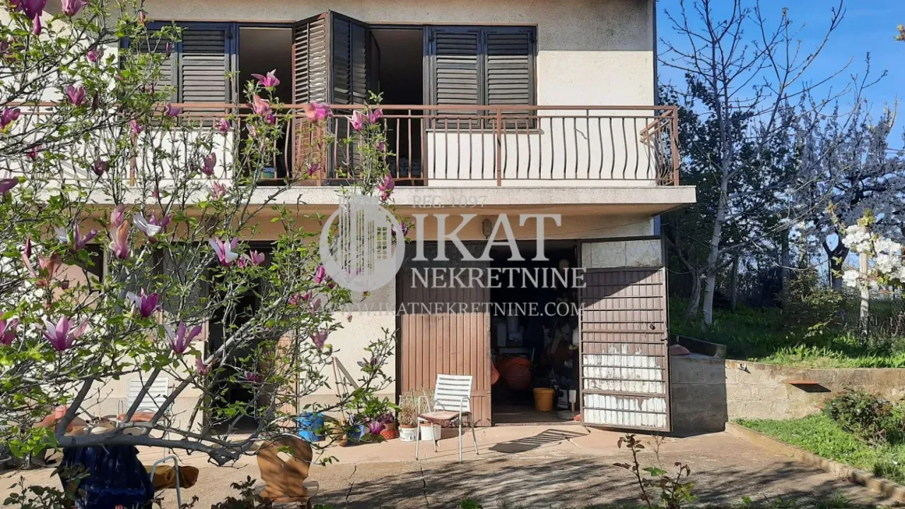 Prodaja, kuća, 240m², Grocka, Beograd