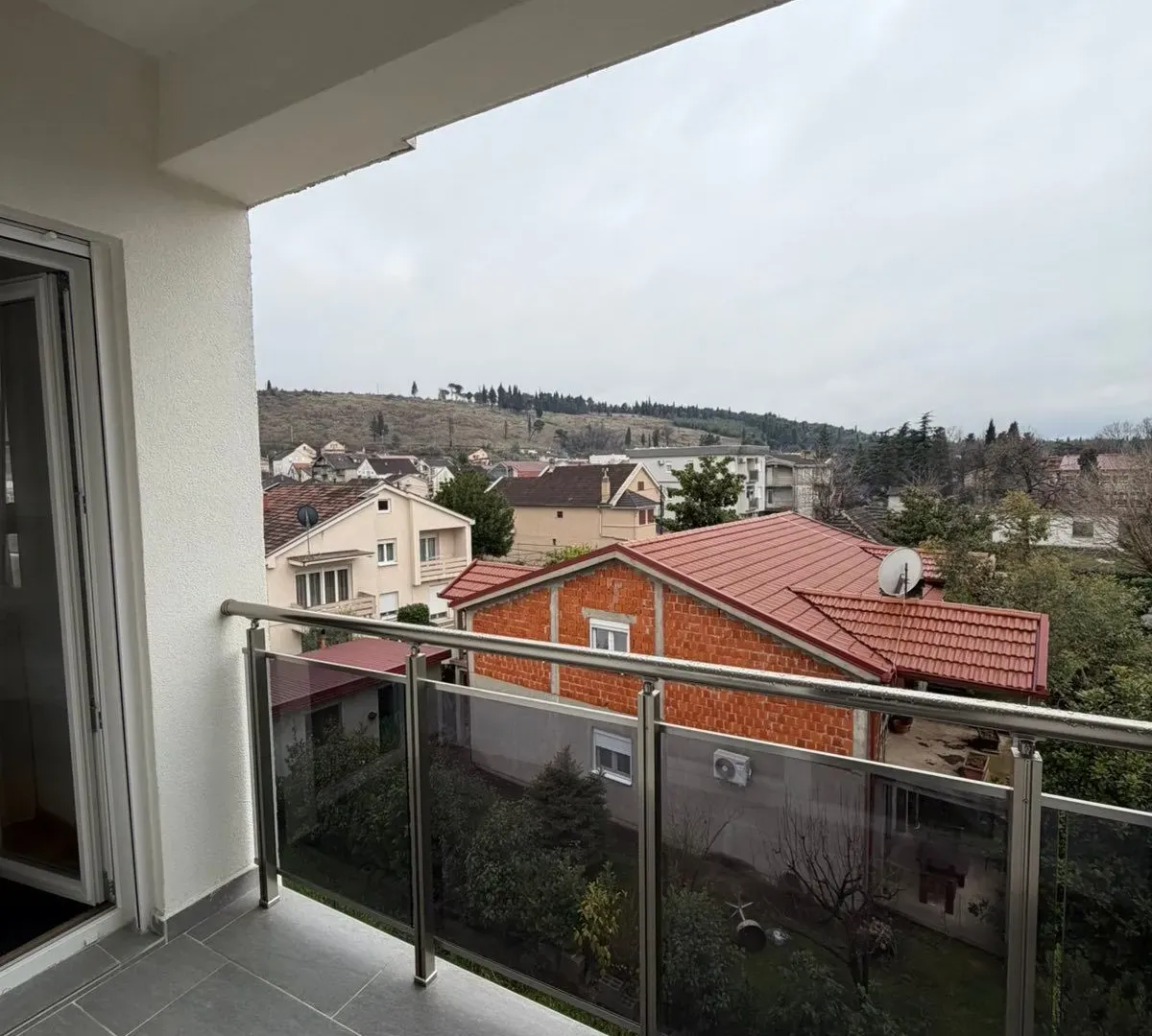 Rent, one bedroom apartment, 39m², Zagorič, Podgorica