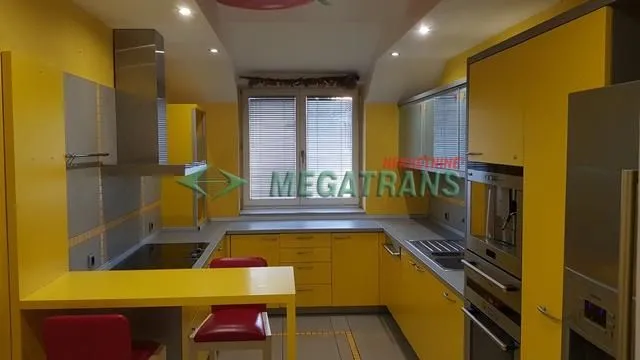 Prodaja, stan, 174m², Bulevar Oslobodjenja, Novi Sad Sve Podlokacije
