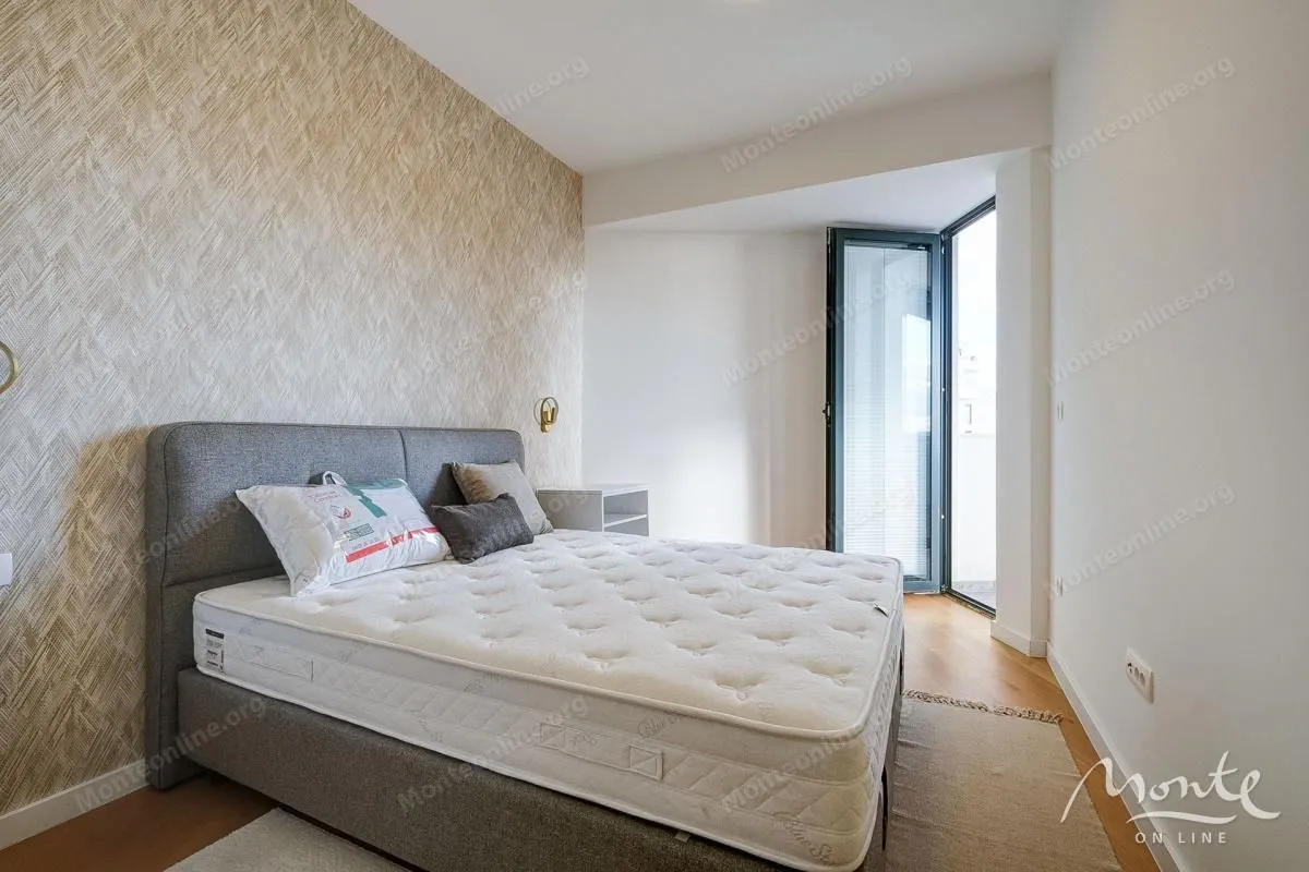 Prodaja, jednosoban stan, 67m², Bečići, Budva