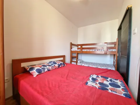 Rent, one bedroom apartment, 50m², Bečići, Budva - image 12