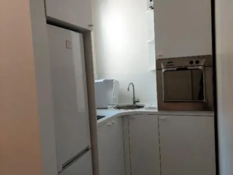 Rent, one bedroom apartment, 43m², Stari Grad, Beograd - image 3