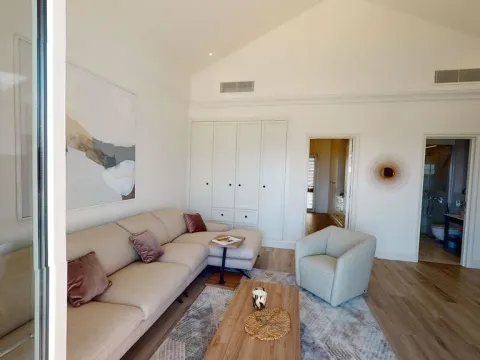 Sale, one bedroom apartment, 74m², Luštica, Tivat - image 3