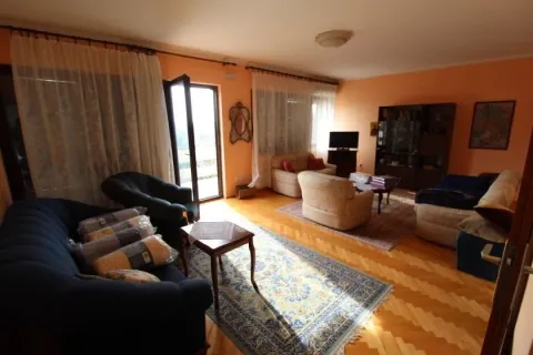 Kuća in Čeluga