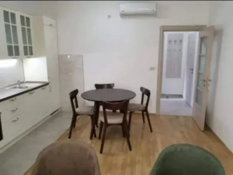 Rent, one bedroom apartment, 44m², Blok 6, Podgorica - image 3