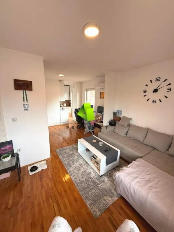 Prodaja, dvosoban stan, 47m², Pantelej, Niš