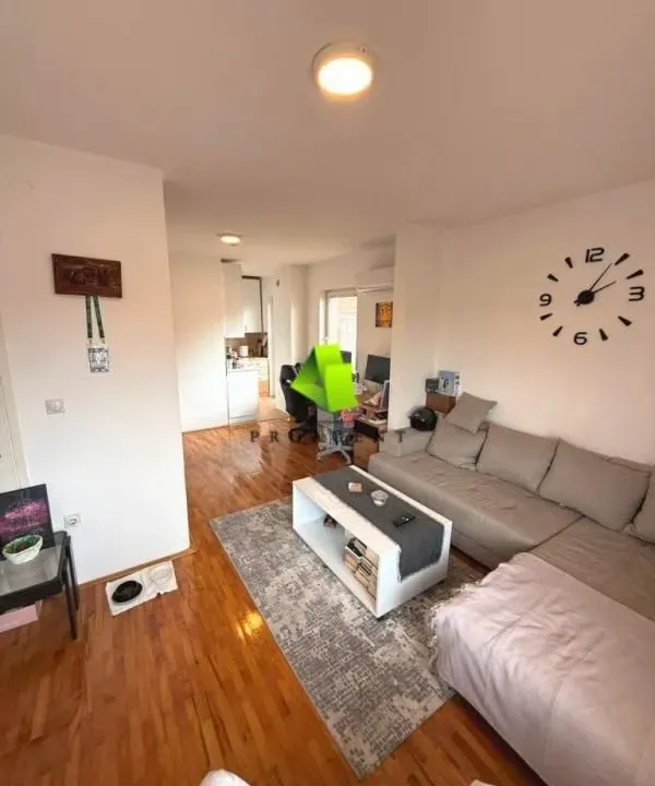 Prodaja, dvosoban stan, 47m², Pantelej, Niš