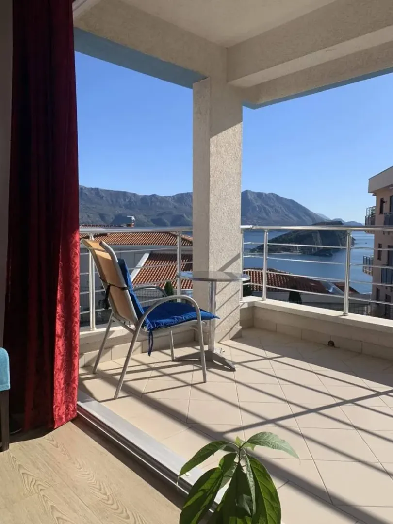 Prodaja, jednosoban stan, 64m², Komoševina, Budva