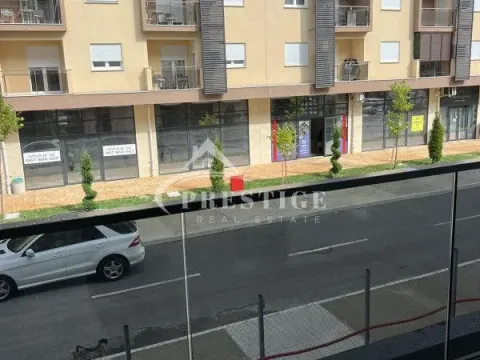 Prodaja, jednosoban stan, 45m², City Kvart, Podgorica - image 10