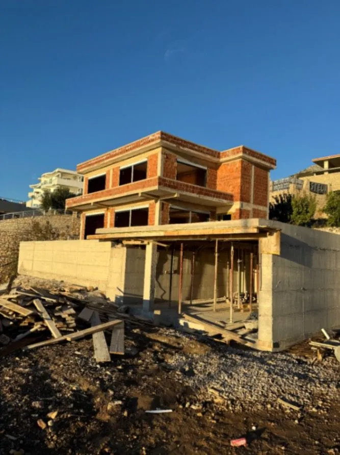 Prodaja, kuća, 200m², Dobre Vode, Bar