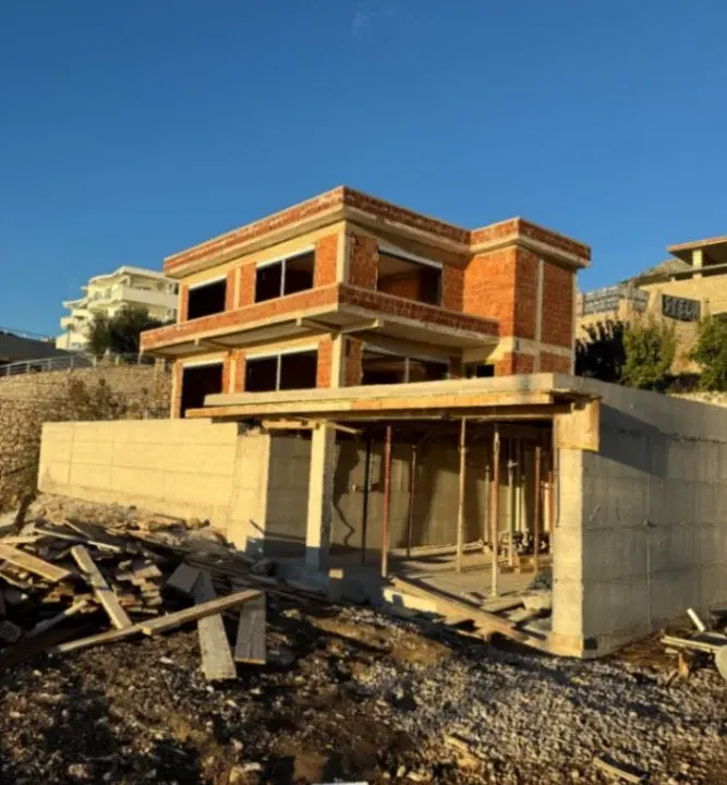 Prodaja, kuća, 200m², Dobre Vode, Bar