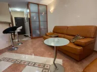 Izdavanje, jednosoban stan, 50m², Centar, Budva - image 3