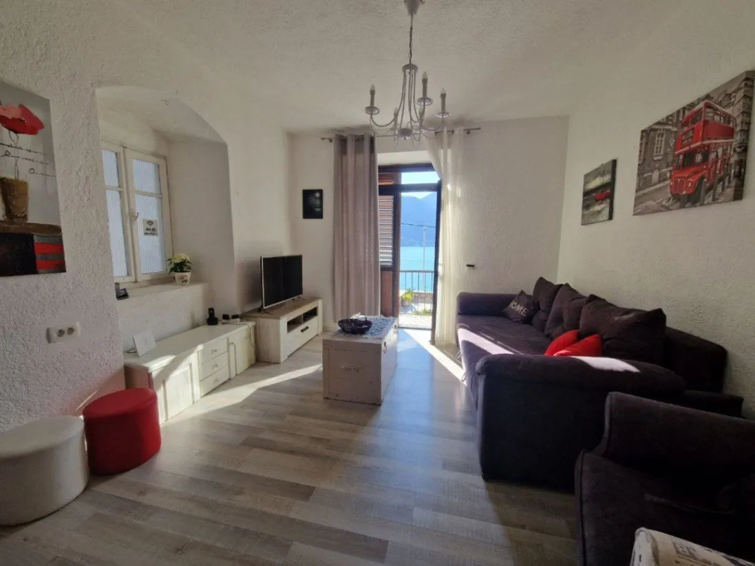 Sale, house, 136m², Dobrota, Kotor