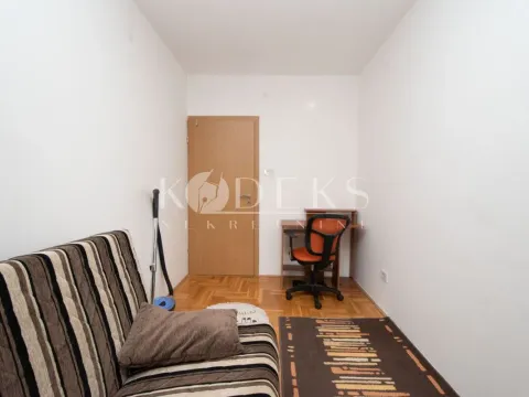 Rent, two bedroom apartment, 56m², 1 maj, Podgorica - image 5