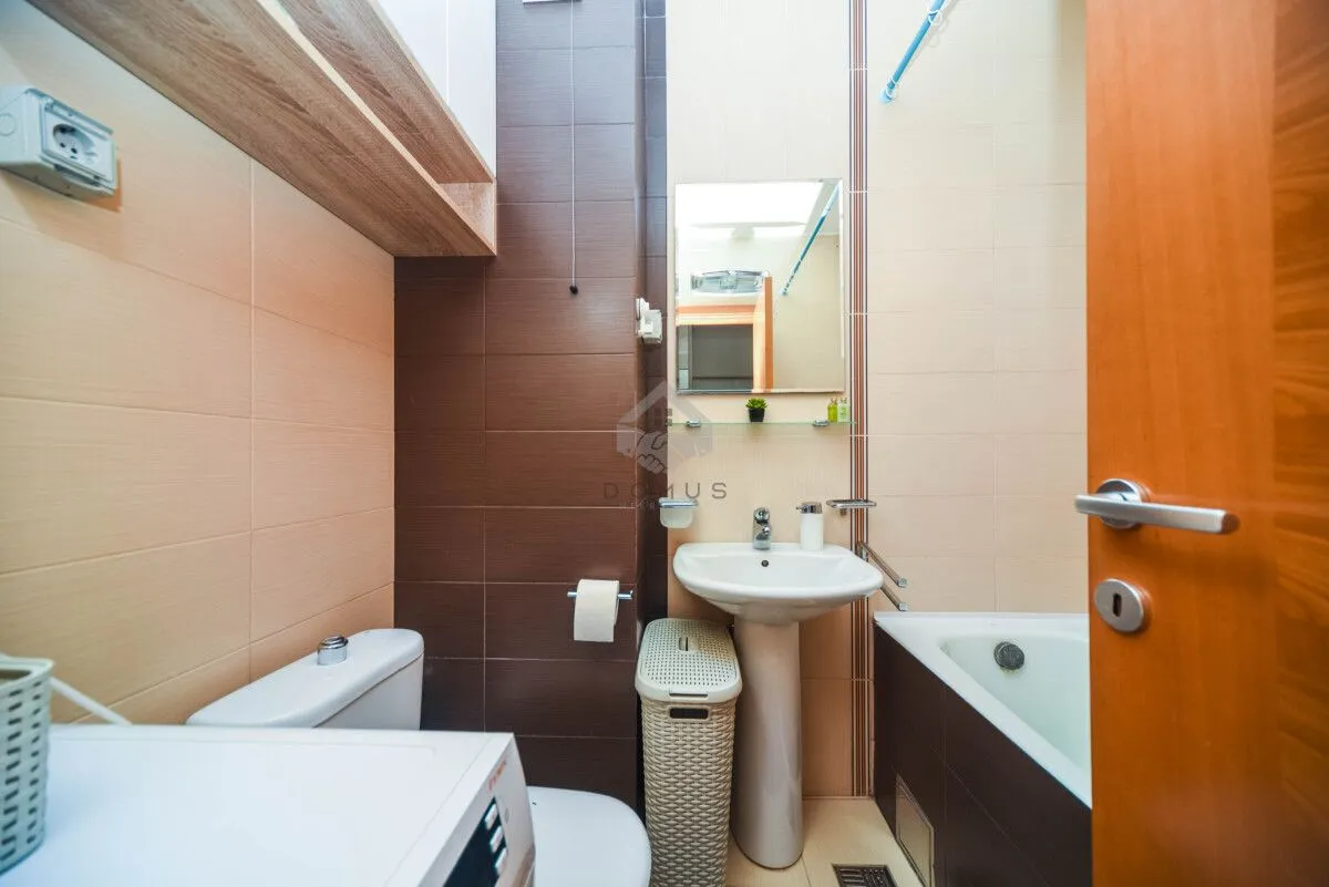 Rent, one bedroom apartment, 49m², Autobuska stanica, Podgorica
