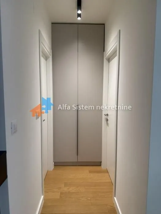 Izdavanje, dvosoban stan, 48m², Autokomanda, Voždovac Sve Podlokacije