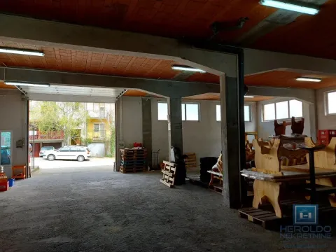 Izdavanje, poslovni prostor, 320m², Strelište, Jagodina - image 11