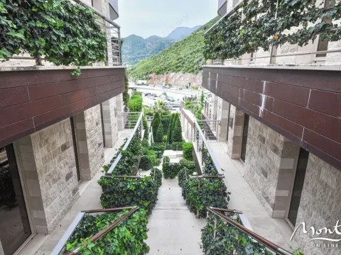 Prodaja, dvosoban stan, 179m², Budva, Crna Gora - image 32