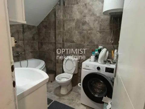 Rent, three bedroom apartment, 100m², Ledine, Beograd - image 9