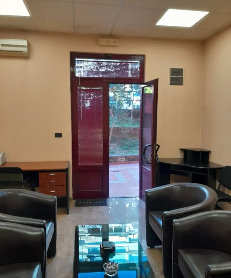 Rent, office space, 35m², Preko Morače, Podgorica