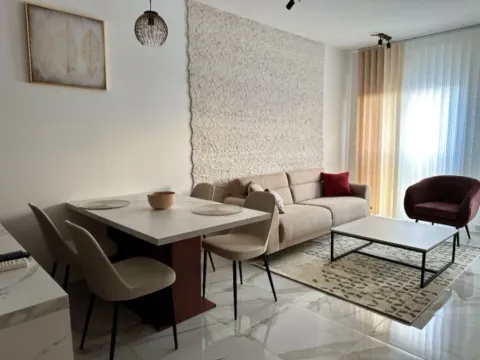 Rent, one bedroom apartment, 47m², Radanovići, Kotor - image 5