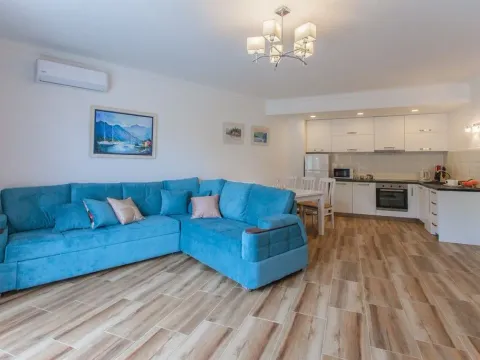 Sale, apartment, 140m², Kamenovo, Budva - image 3