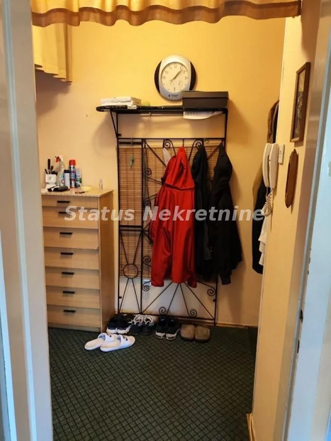 Rent, one bedroom apartment, 38m², Grbavica, Novi Sad Sve Podlokacije