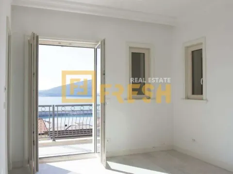 Prodaja, kuća, 253m², Tivat, Crna Gora - image 26
