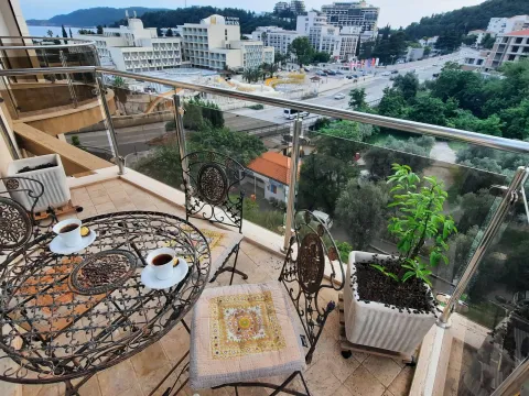 Rent, one bedroom apartment, 43m², Boreti, Budva - image 9