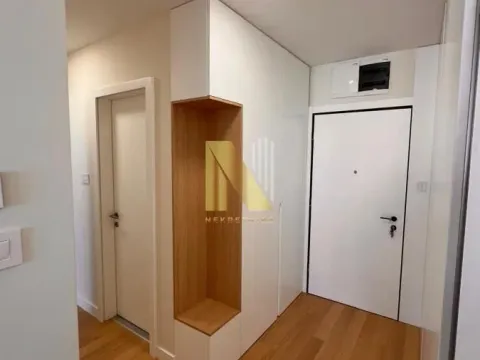 Prodaja, trosoban stan, 79m², Novi Sad, Srbija - image 16