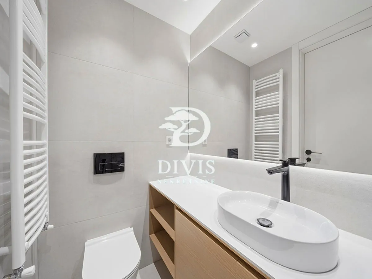 Rent, three bedroom apartment, 120m², Andrićev Venac, Beograd