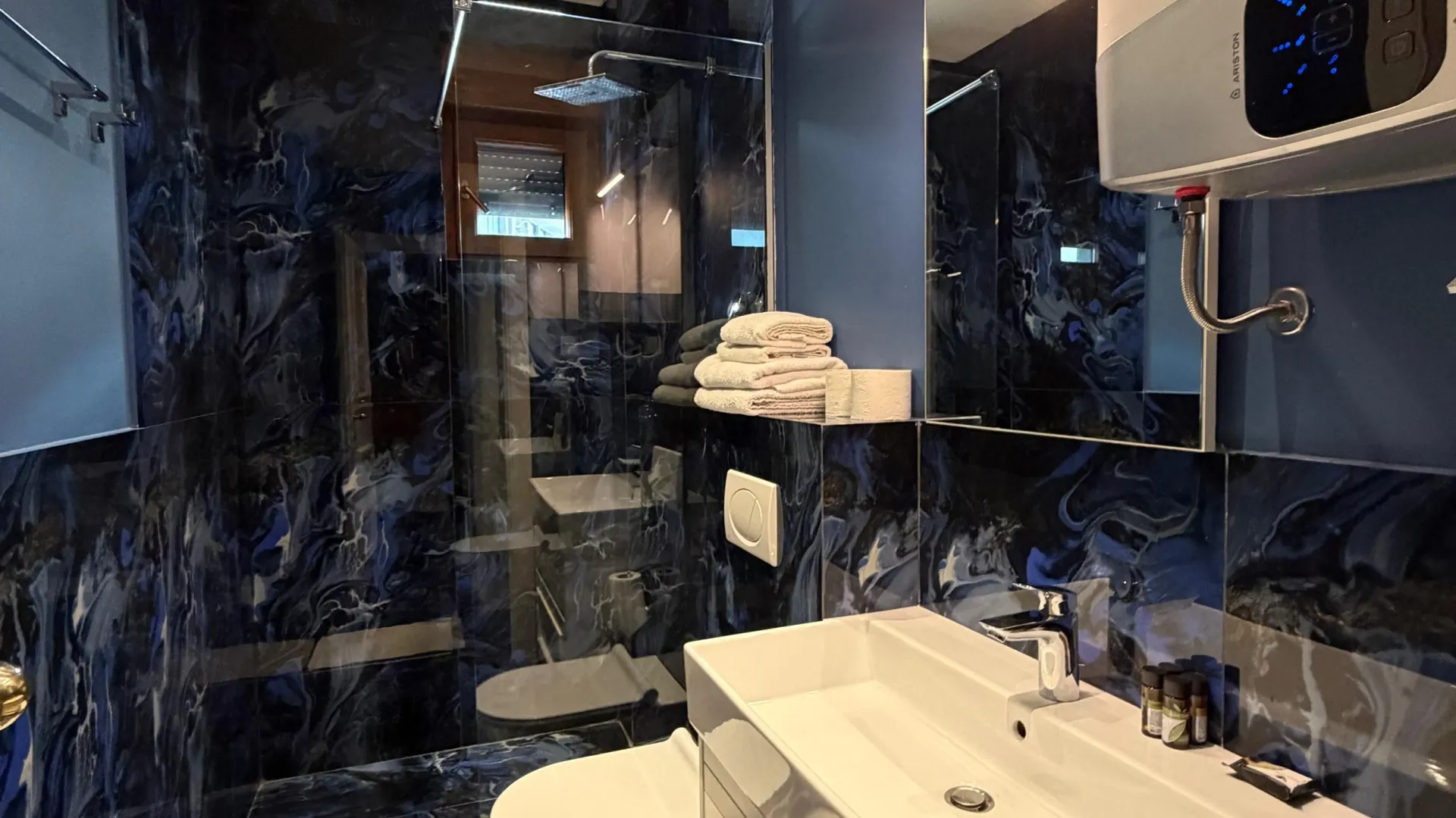 Sale, two bedroom apartment, 75m², Rafailovići, Budva