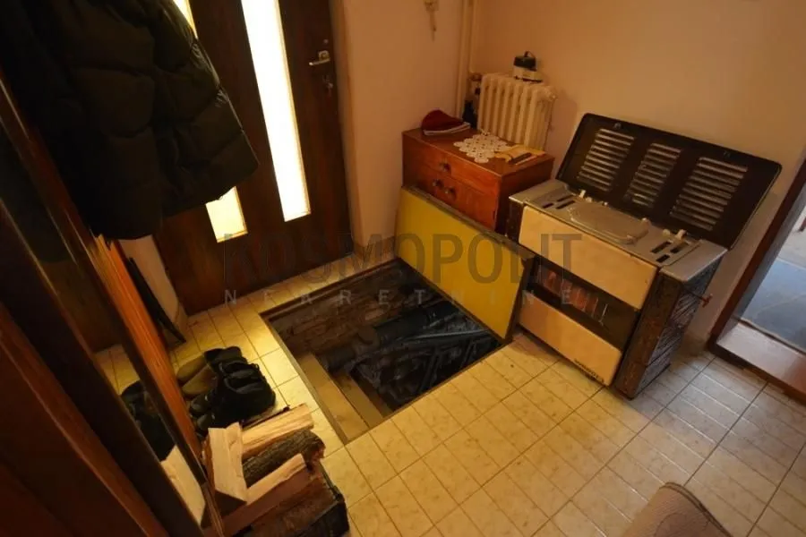Sale, house, 74m², Čubura, Beograd