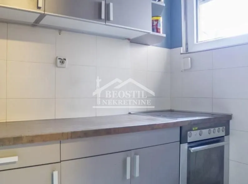 Izdavanje, dvosoban stan, 51m², Karaburma, Palilula Sve Podlokacije