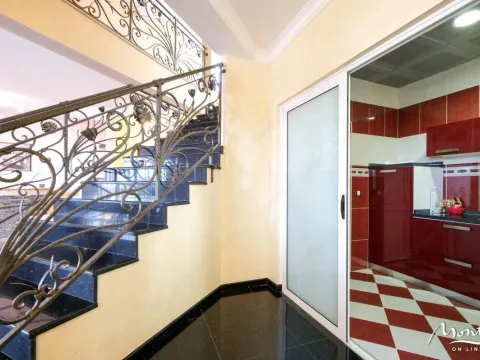 Prodaja, kuća, 560m², Petrovac, Budva - image 8