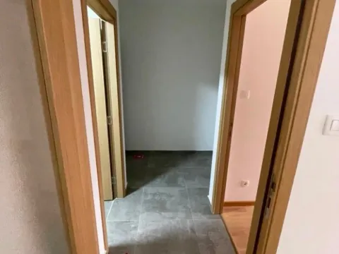 Prodaja, jednosoban stan, 46m², Zabjelo, Podgorica - image 4