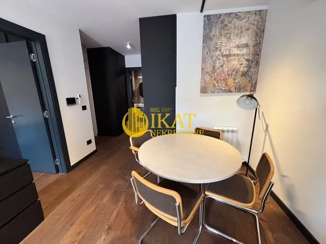 Rent, one bedroom apartment, 38m², Južni Bulevar, Vračar Sve Podlokacije
