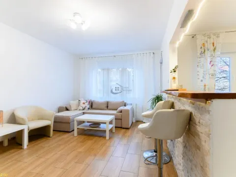 Rent, three bedroom apartment, 85m², Dušanovac, Voždovac Sve Podlokacije - image 3