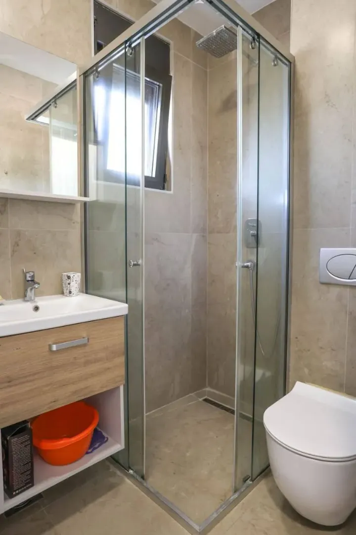 Rent, one bedroom apartment, 40m², Bečići, Budva